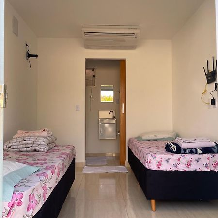Suite 1 - Container 巴雷图斯 外观 照片