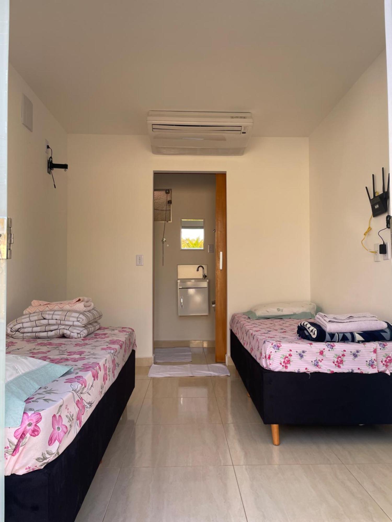 Suite 1 - Container 巴雷图斯 外观 照片
